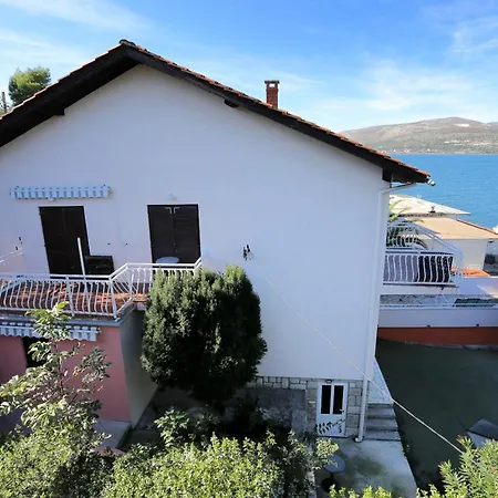 Arbanija 8651d Appartement