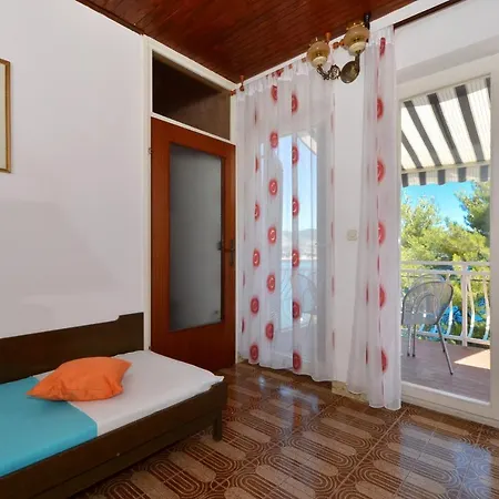 Apartman Arbanija 8651d Trogir